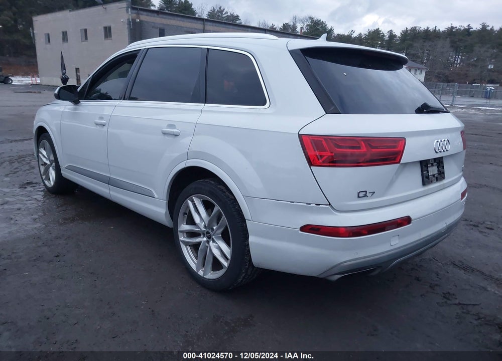 2017 AUDI Q7 3.0T PREMIUM VIN: WA1VAAF74HD005942