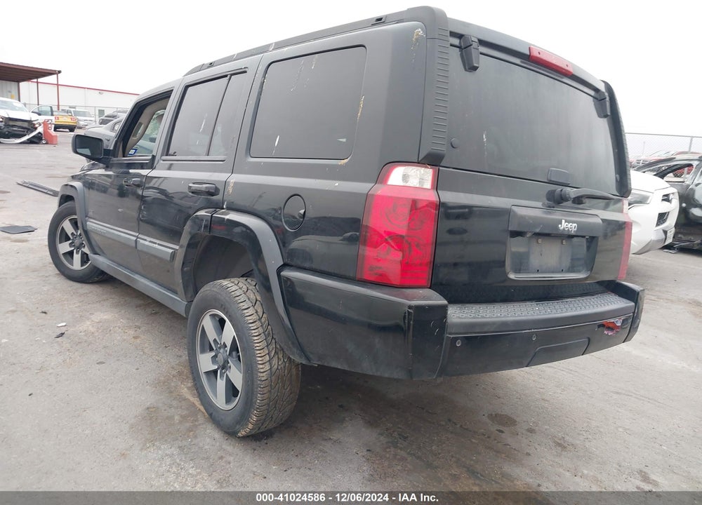 2008 JEEP COMMANDER SPORT VIN: 1J8HH48N48C168908