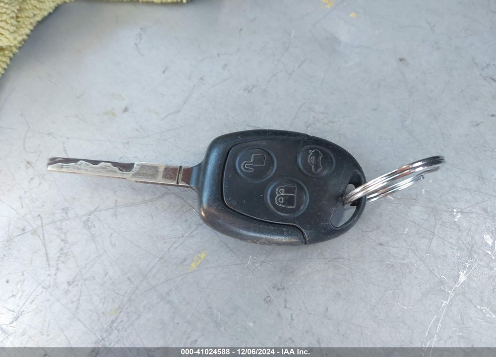 2011 FORD FIESTA VIN: 3FADP4BJXBM119786