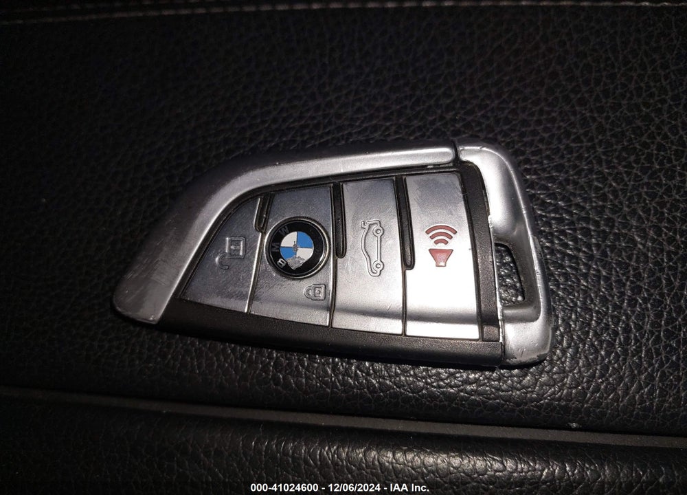 2017 BMW 530I XDRIVE VIN: WBAJA7C39HG906342
