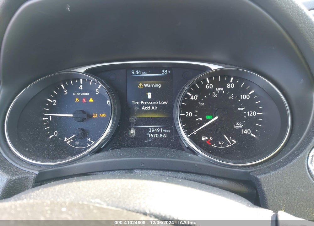 2015 NISSAN ROGUE SL VIN: 5N1AT2MT6FC848768
