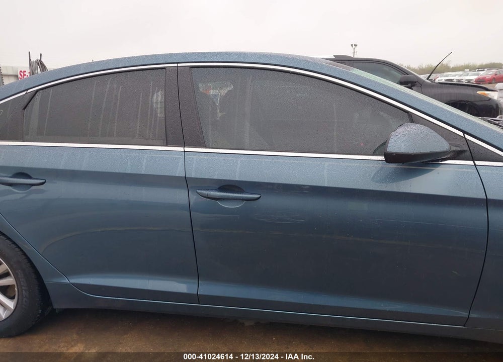 2016 HYUNDAI SONATA SE VIN: 5NPE24AF0GH376933