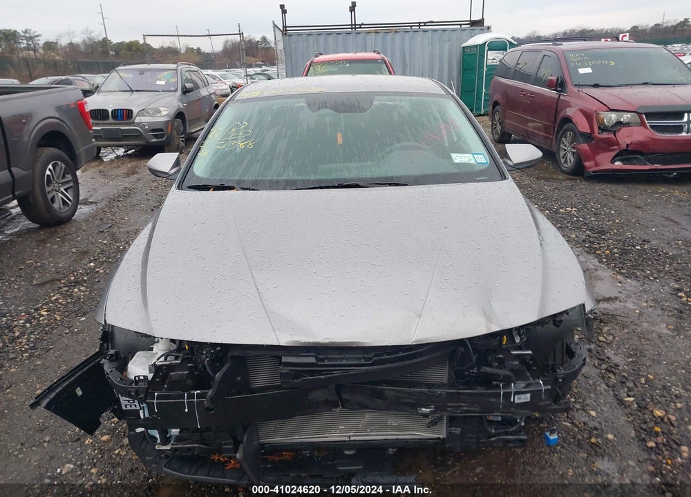2024 HYUNDAI ELANTRA SEL VIN: KMHLM4DG2RU805774