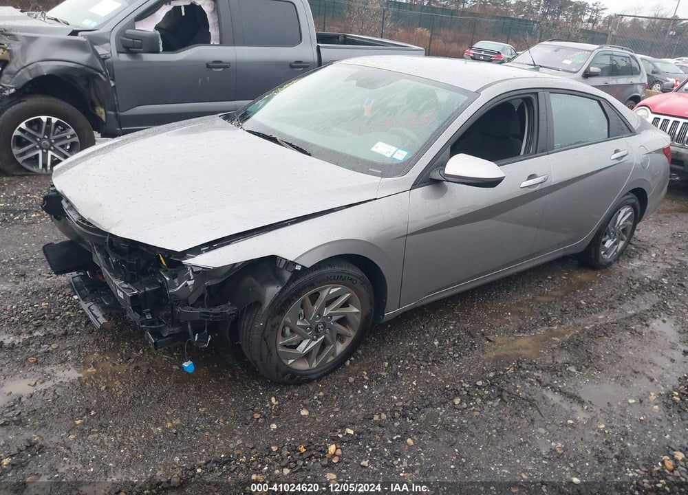 2024 HYUNDAI ELANTRA SEL VIN: KMHLM4DG2RU805774
