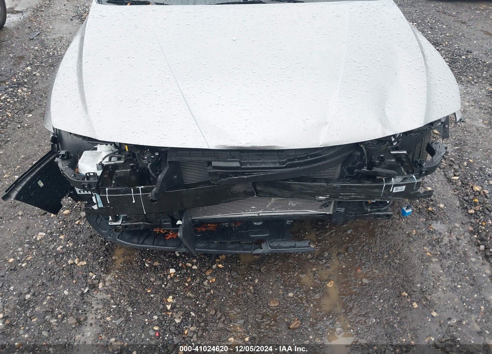 2024 HYUNDAI ELANTRA SEL VIN: KMHLM4DG2RU805774