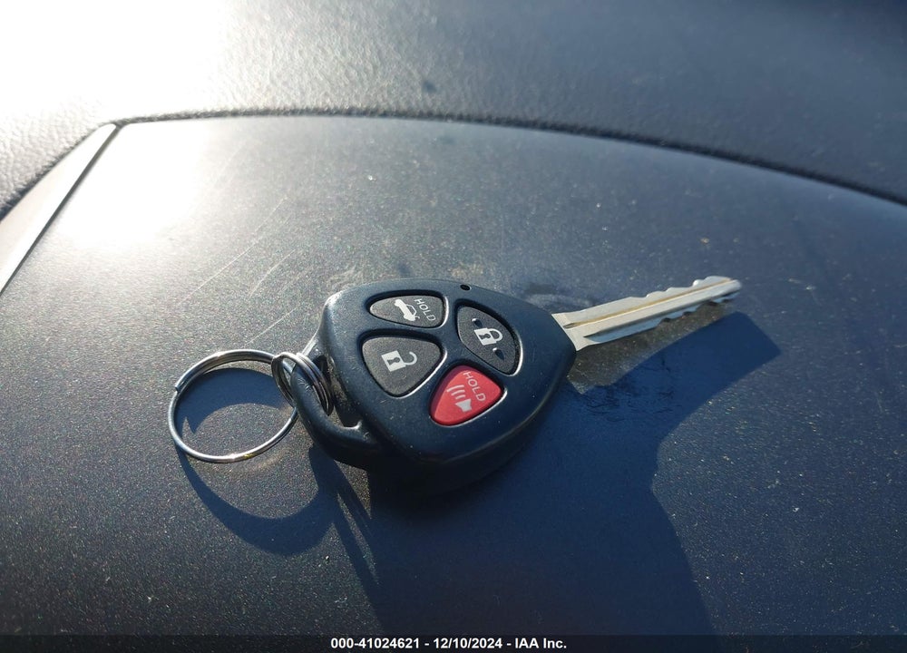2011 TOYOTA COROLLA S VIN: 2T1BU4EE9BC681079
