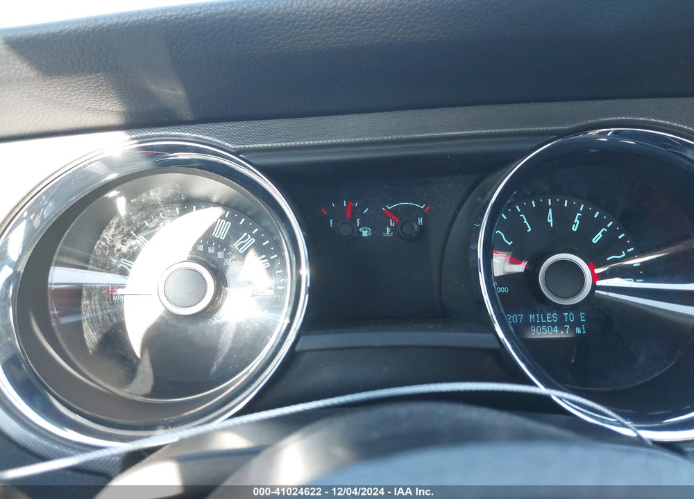 2014 FORD MUSTANG V6 VIN: 1ZVBP8AM6E5334707