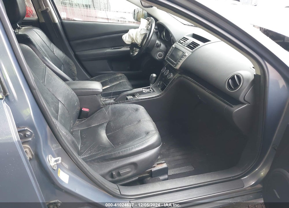2009 MAZDA 6 S GRAND TOURING VIN: 1YVHP82B295M04939
