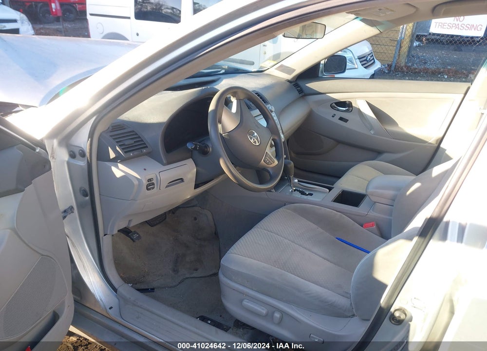 2007 TOYOTA CAMRY LE VIN: 4T1BE46K07U051197