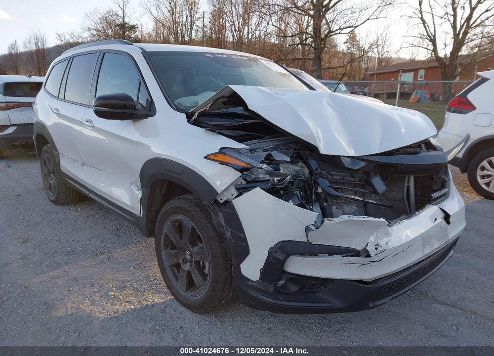 2022 HONDA PILOT AWD TRAILSPORT VIN: 5FNYF6H80NB082612