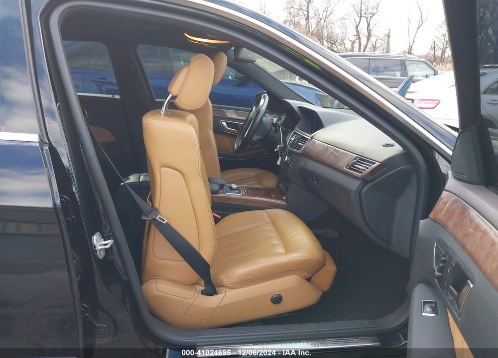 2013 MERCEDES-BENZ E 350 4MATIC VIN: WDDHF8JB3DA729440