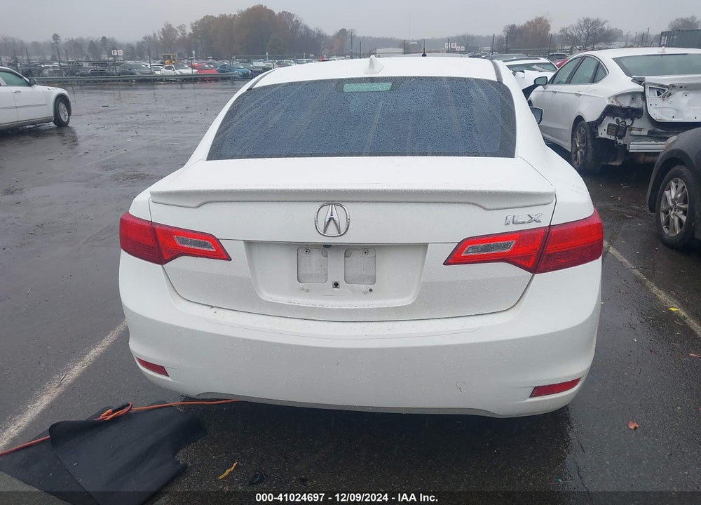 2013 ACURA ILX 2.0L VIN: 19VDE1F72DE009804