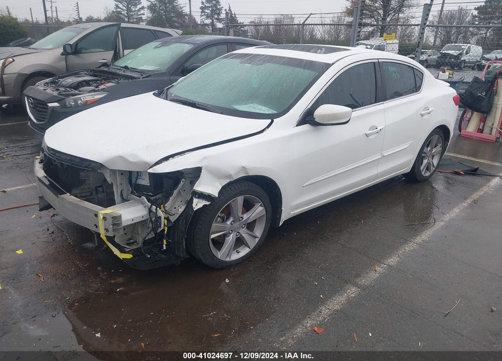 2013 ACURA ILX 2.0L VIN: 19VDE1F72DE009804