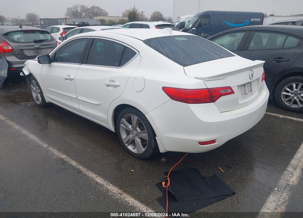 2013 ACURA ILX 2.0L VIN: 19VDE1F72DE009804