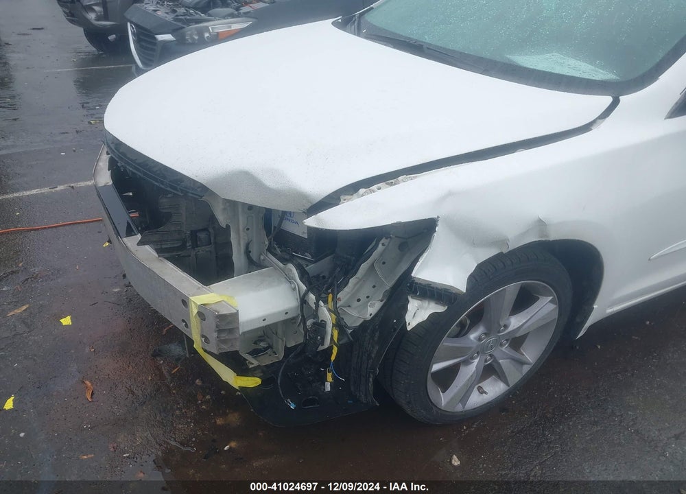 2013 ACURA ILX 2.0L VIN: 19VDE1F72DE009804