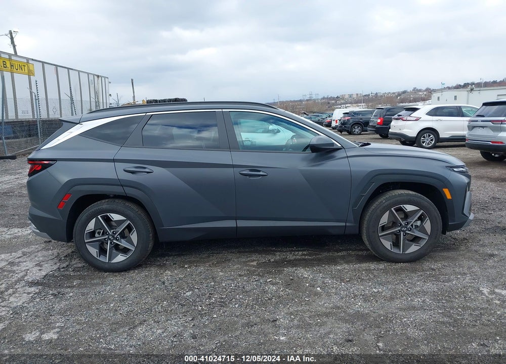2025 HYUNDAI TUCSON SEL VIN: 5NMJBCDE1SH451639