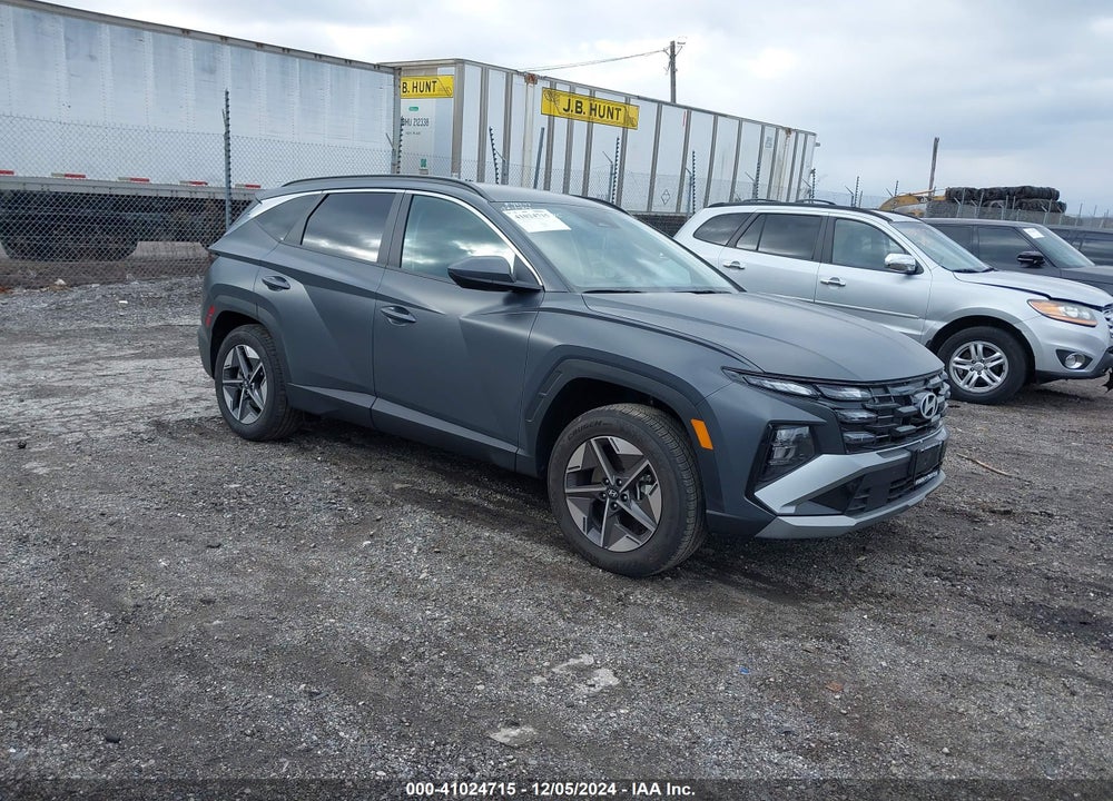 2025 HYUNDAI TUCSON SEL VIN: 5NMJBCDE1SH451639