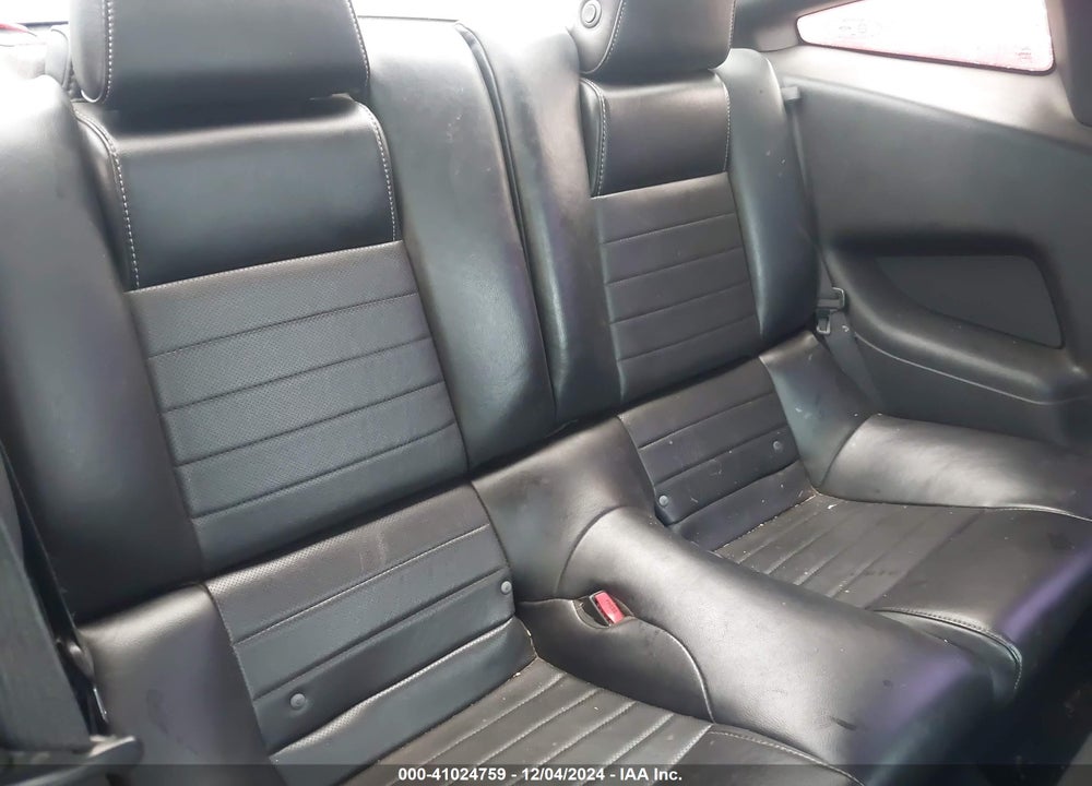 2014 FORD MUSTANG V6 PREMIUM VIN: 1ZVBP8AM1E5236555