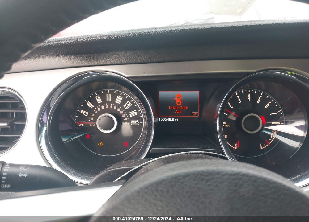 2014 FORD MUSTANG V6 PREMIUM VIN: 1ZVBP8AM1E5236555