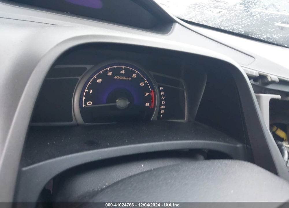 2010 HONDA CIVIC LX VIN: 2HGFA1F51AH558809