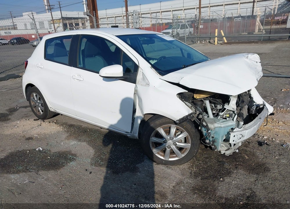 2015 TOYOTA YARIS LE VIN: VNKKTUD33FA038425