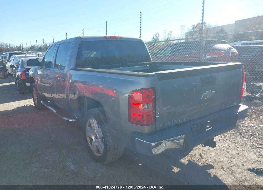 2008 CHEVROLET SILVERADO 1500 LT1 VIN: 2GCEC13J981216064