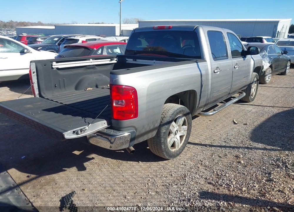 2008 CHEVROLET SILVERADO 1500 LT1 VIN: 2GCEC13J981216064