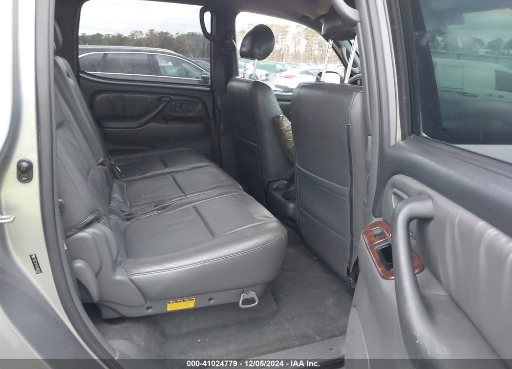 2005 TOYOTA TUNDRA SR5 V8 VIN: 5TBET34145S485340