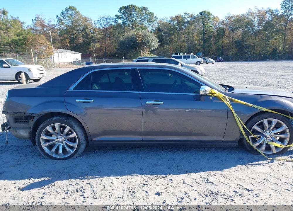 2015 CHRYSLER 300C VIN: 2C3CCAEG1FH818829