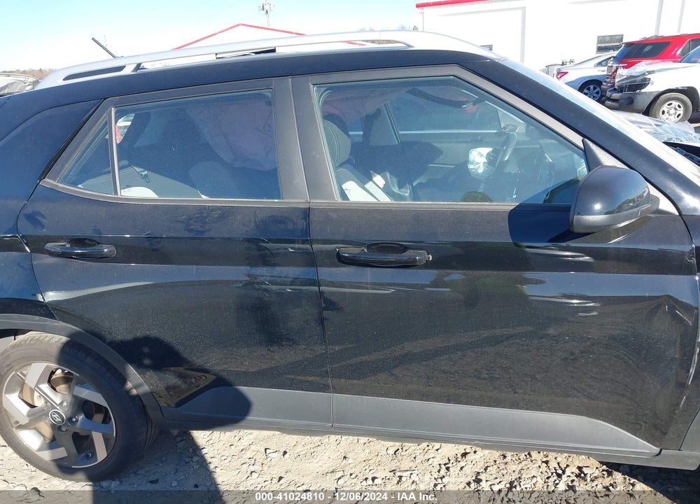 2023 HYUNDAI VENUE SEL VIN: KMHRC8A39PU211735