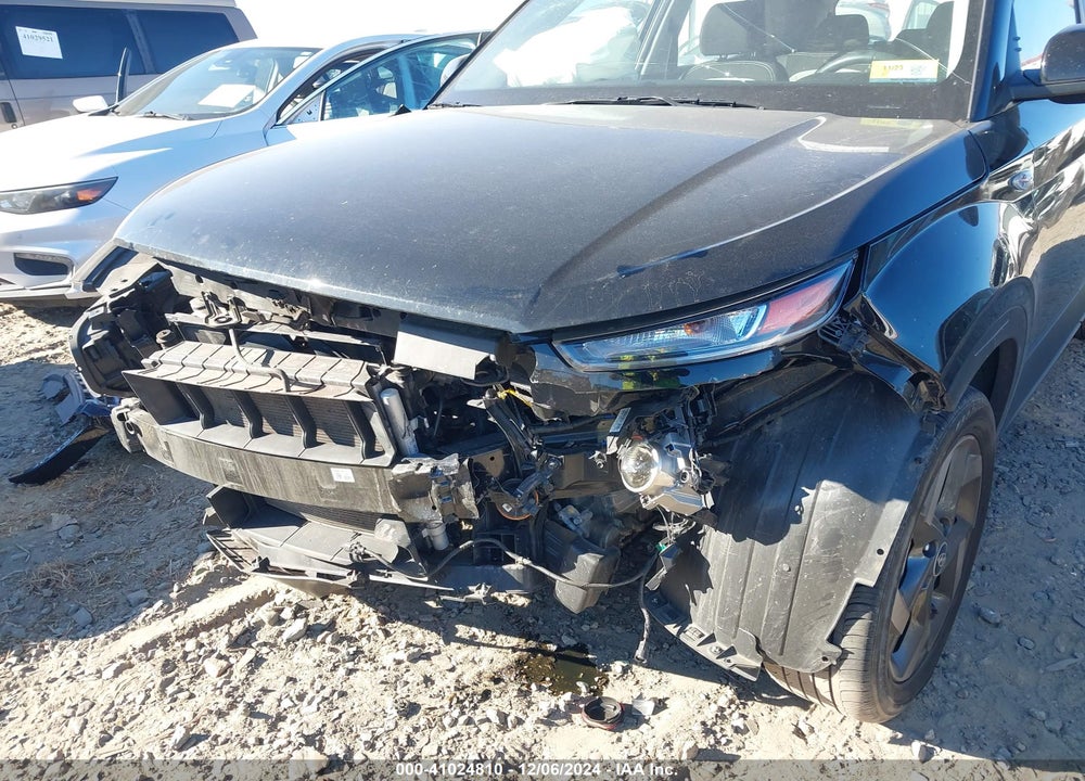 2023 HYUNDAI VENUE SEL VIN: KMHRC8A39PU211735