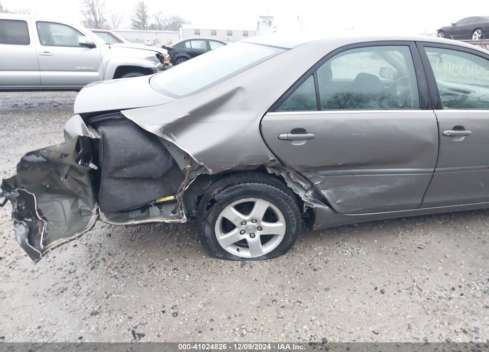 2004 TOYOTA CAMRY SE V6 VIN: 4T1BA32K24U016085