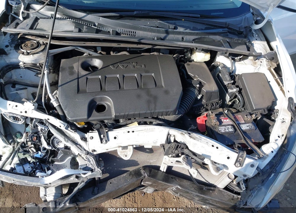 2015 TOYOTA COROLLA LE VIN: 5YFBURHE4FP297483