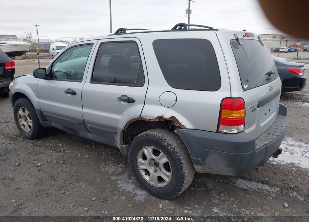 2005 FORD ESCAPE XLT VIN: 1FMYU03115KB09070