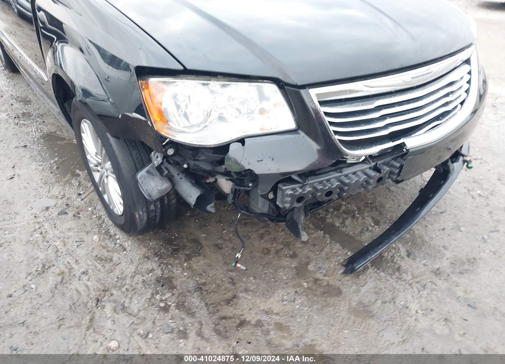 2015 CHRYSLER TOWN & COUNTRY TOURING-L VIN: 2C4RC1CG9FR677981