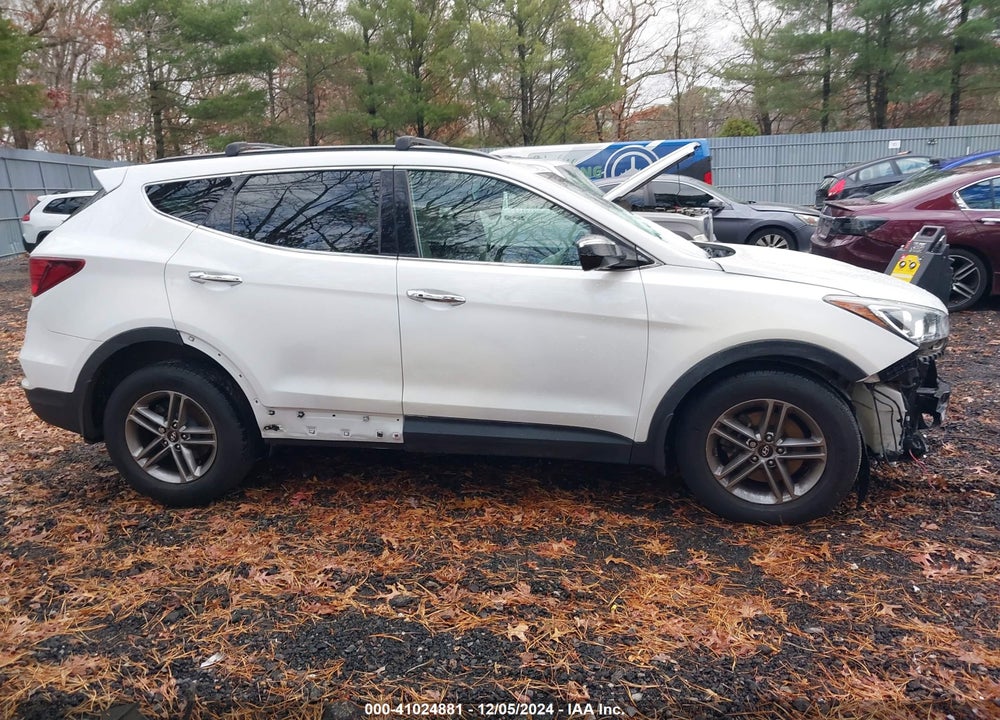 2018 HYUNDAI SANTA FE SPORT 2.4L VIN: 5NMZUDLB5JH082566