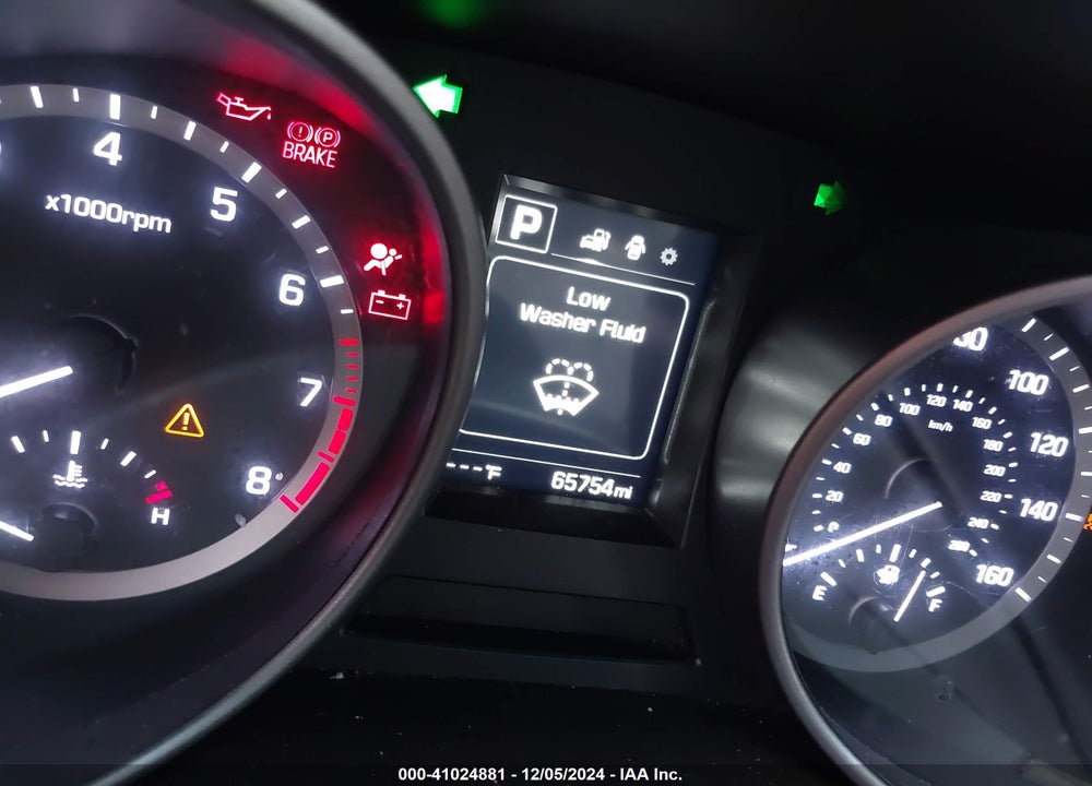 2018 HYUNDAI SANTA FE SPORT 2.4L VIN: 5NMZUDLB5JH082566