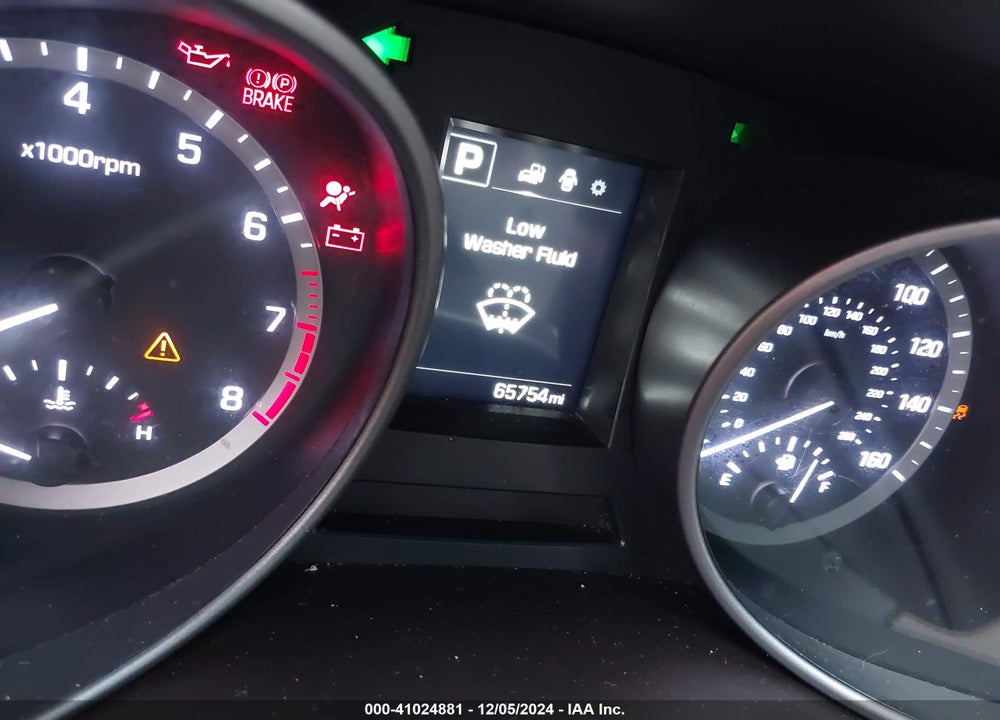 2018 HYUNDAI SANTA FE SPORT 2.4L VIN: 5NMZUDLB5JH082566