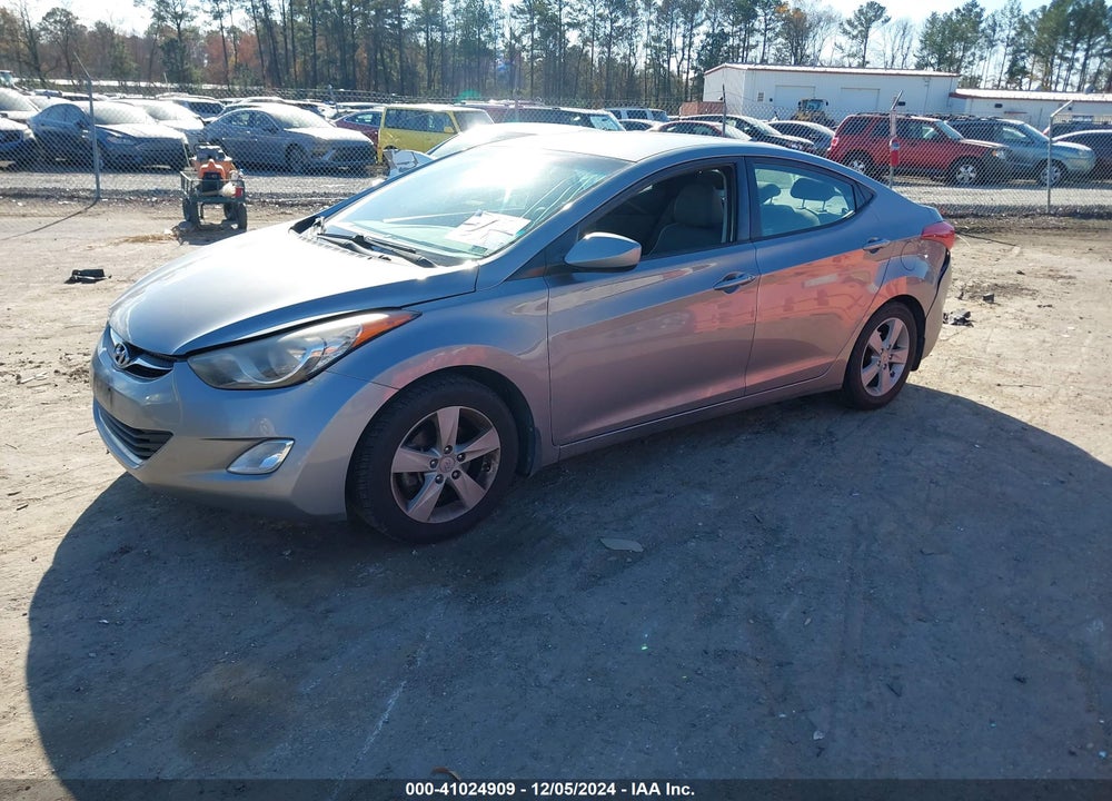 2013 HYUNDAI ELANTRA GLS VIN: KMHDH4AEXDU924032