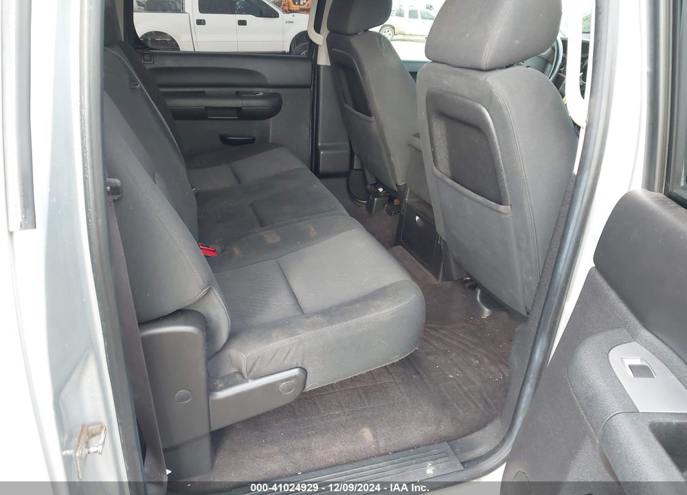 2013 CHEVROLET SILVERADO 1500 LT VIN: 3GCPKSE71DG138738