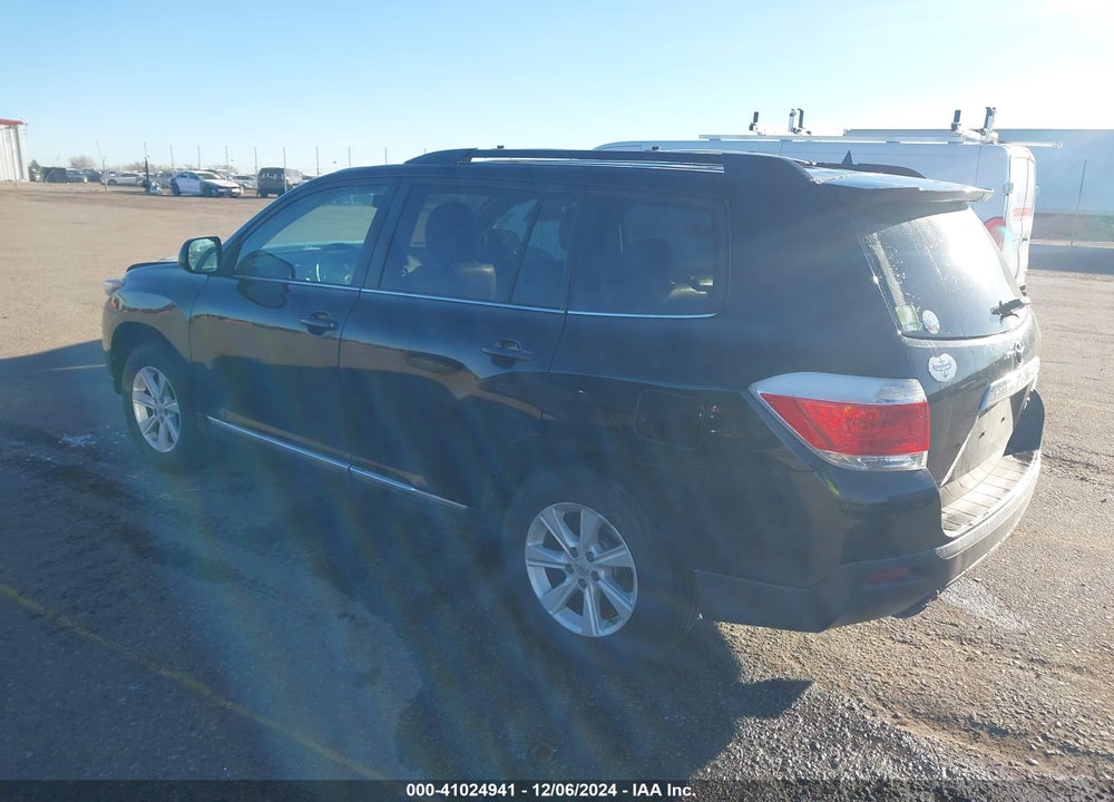 2013 TOYOTA HIGHLANDER SE V6 VIN: 5TDBK3EHXDS178312
