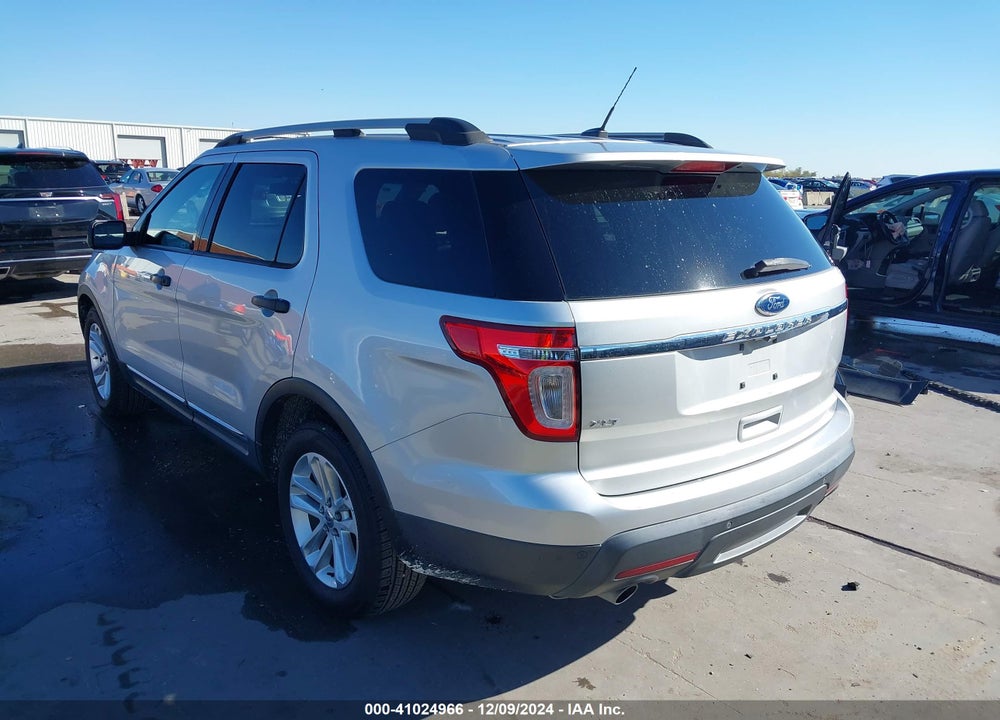2011 FORD EXPLORER XLT VIN: 1FMHK7D89BGA93645
