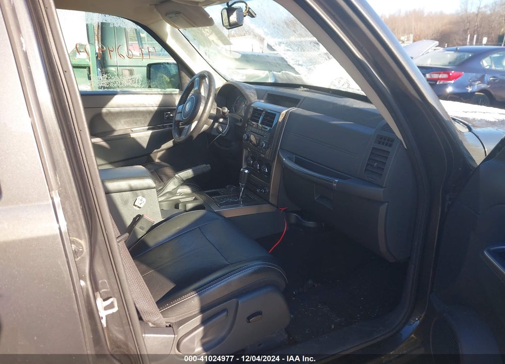 2011 JEEP LIBERTY LIMITED EDITION VIN: 1J4PN5GK0BW529852