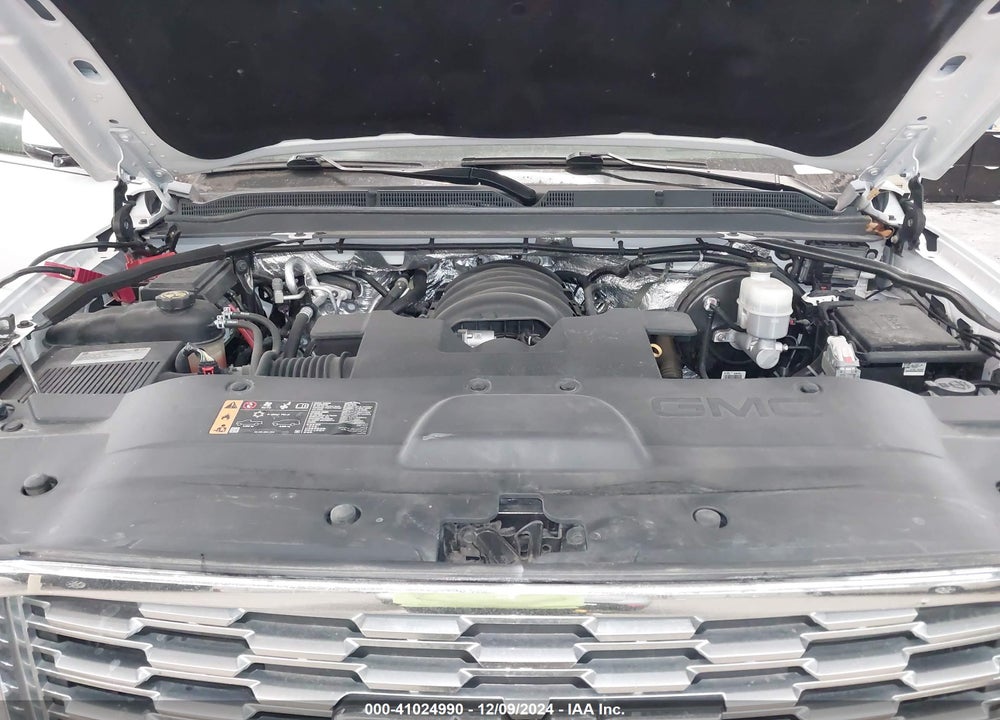 2018 GMC YUKON DENALI VIN: 1GKS2CKJ7JR207013