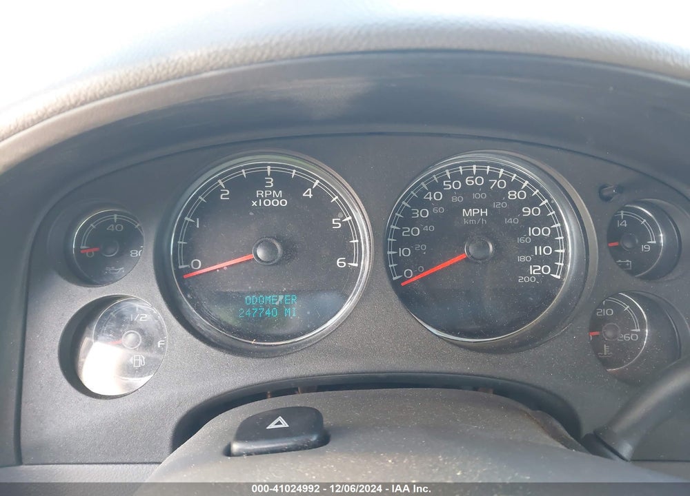 2010 CHEVROLET SILVERADO 1500 LTZ VIN: 1GCSKTE32AZ127076