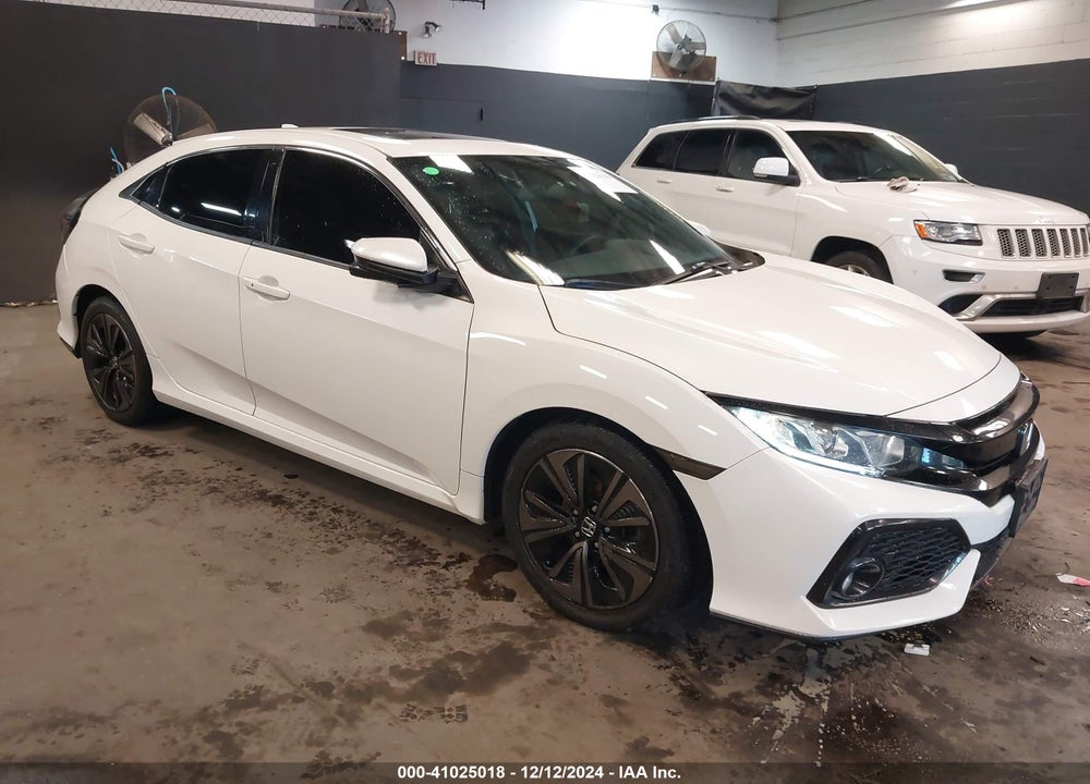 2017 HONDA CIVIC EX VIN: SHHFK7H5XHU414458