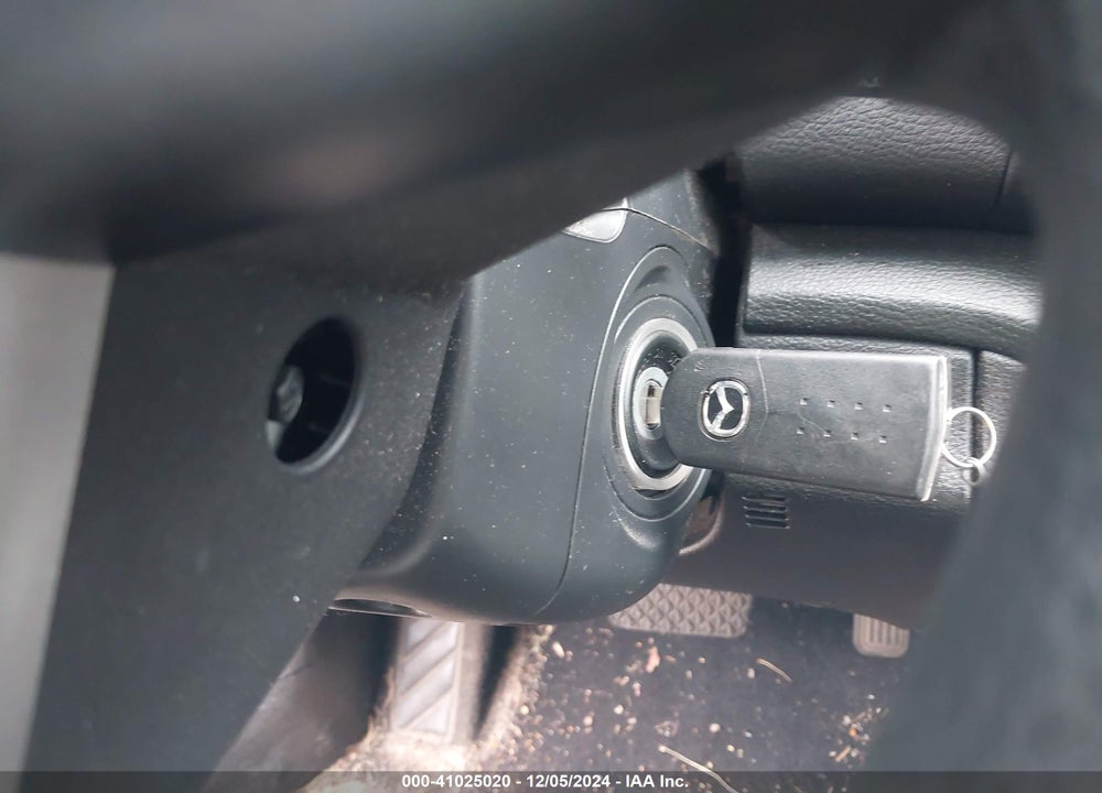2011 MAZDA MAZDA6 VIN: 1YVHZ8BH5B5M10139