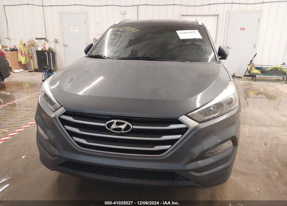 2018 HYUNDAI TUCSON SEL VIN: KM8J33A41JU599141
