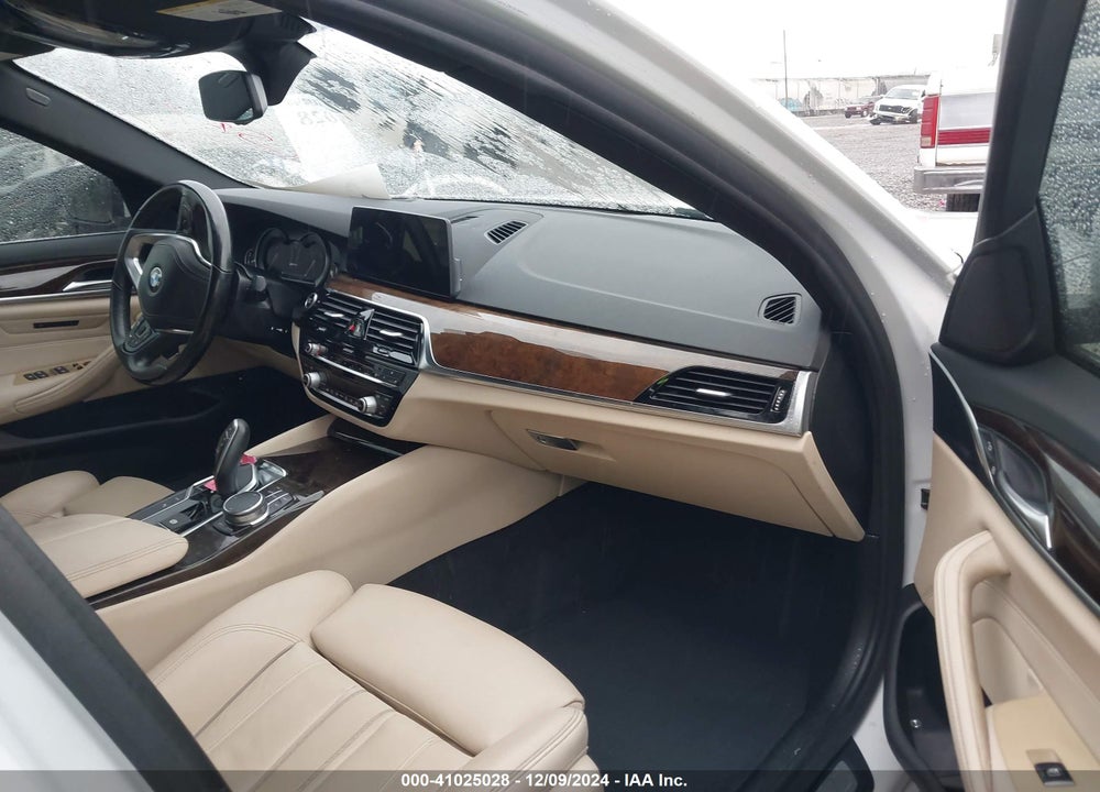 2018 BMW 530E IPERFORMANCE VIN: WBAJA9C59JB253544