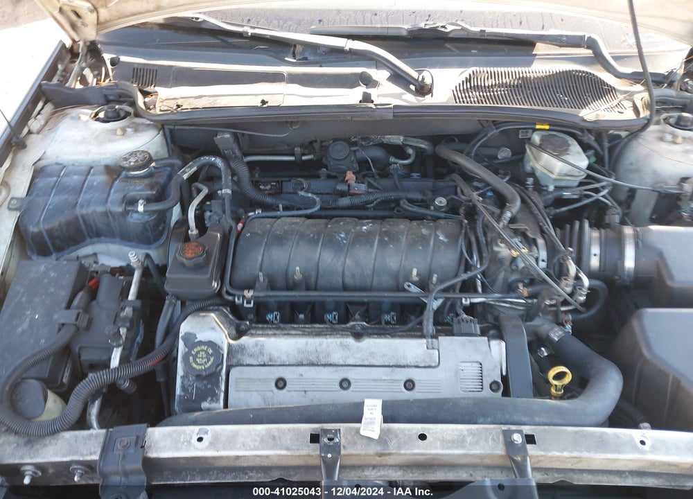 2001 CADILLAC DEVILLE DTS VIN: 1G6KF57931U237510